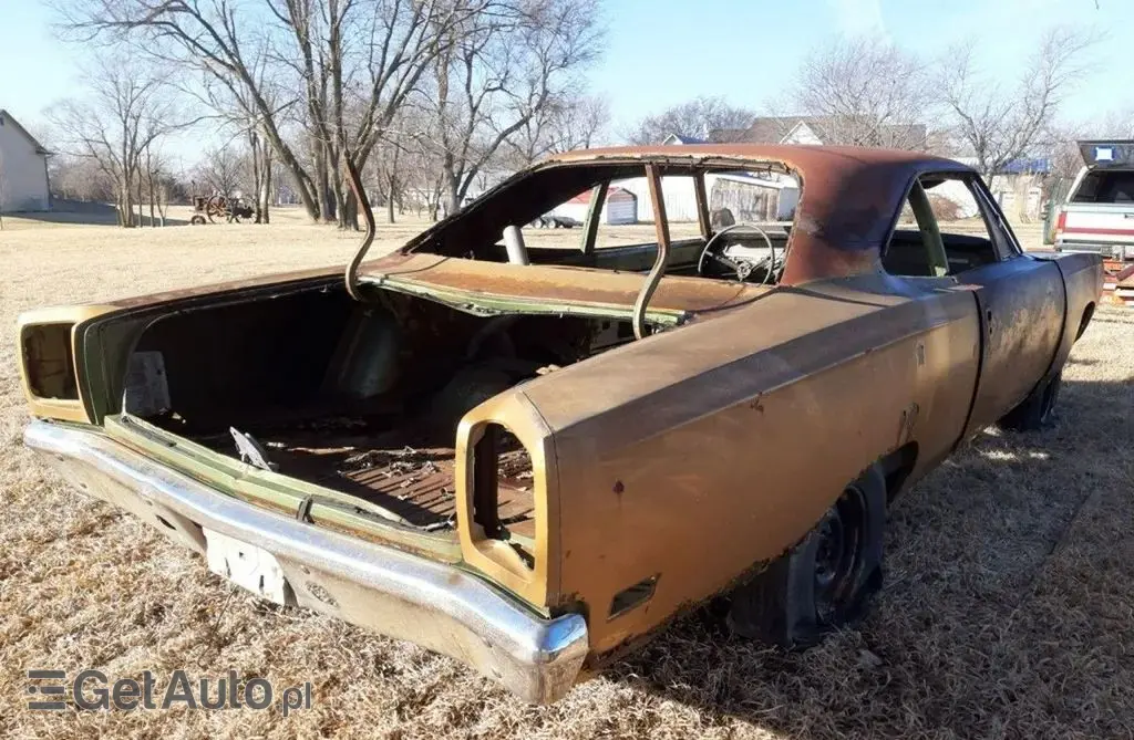 PLYMOUTH Road Runner 