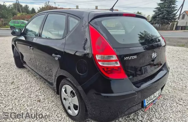HYUNDAI I30 1.8 (150 KM)