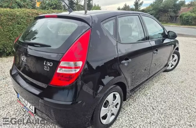 HYUNDAI I30 1.8 (150 KM)