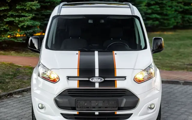 FORD Tourneo Connect 