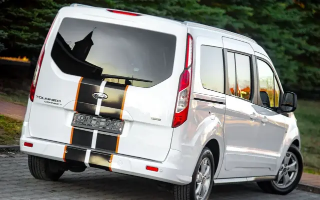 FORD Tourneo Connect 