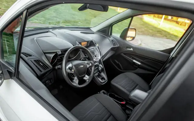 FORD Tourneo Connect 