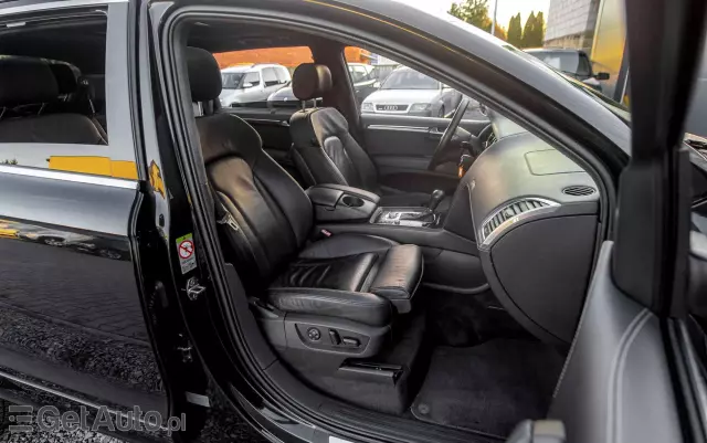 AUDI Q7 4.2 TDI DPF quattro tiptronic