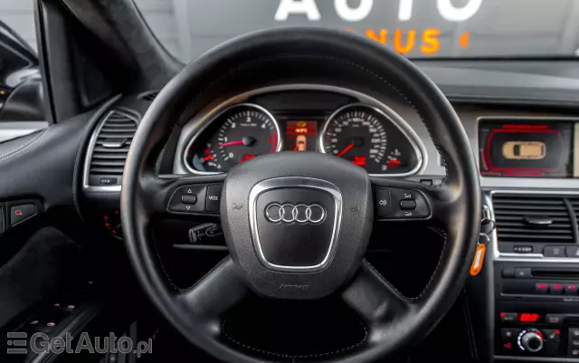 AUDI Q7 4.2 TDI DPF quattro tiptronic