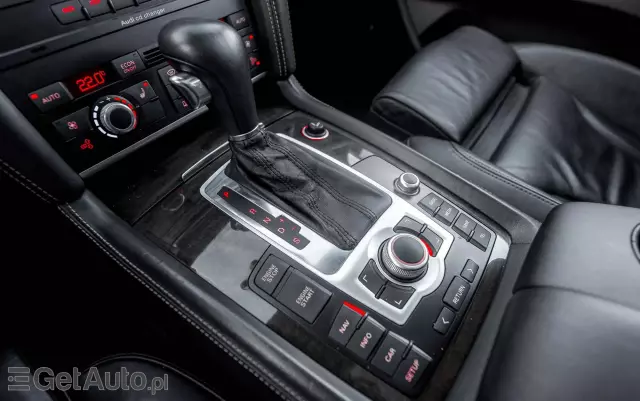 AUDI Q7 4.2 TDI DPF quattro tiptronic