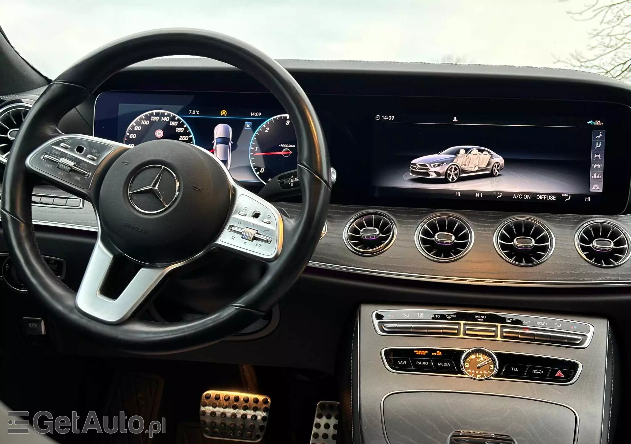 MERCEDES-BENZ CLS 300 d 9G-TRONIC