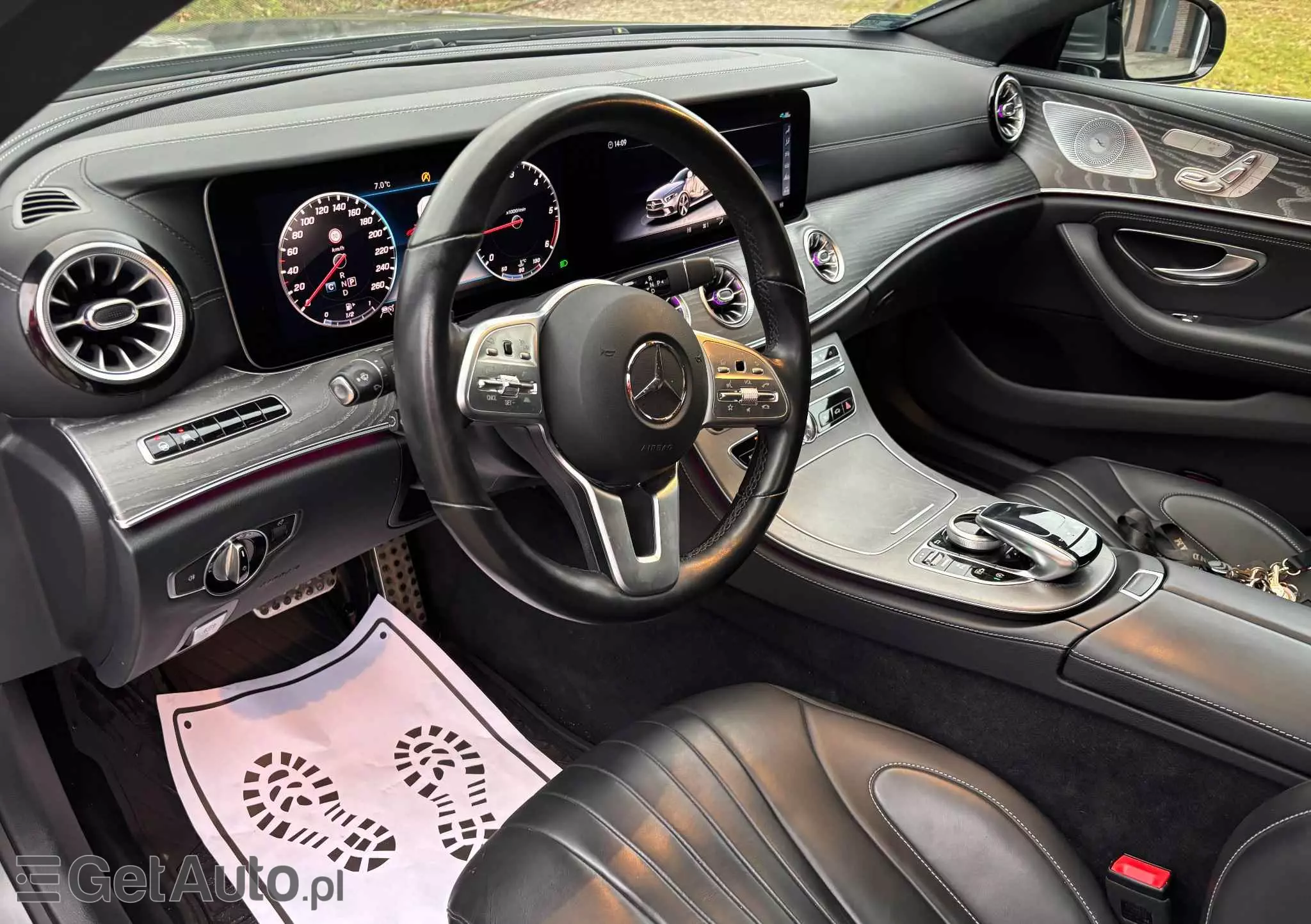 MERCEDES-BENZ CLS 300 d 9G-TRONIC