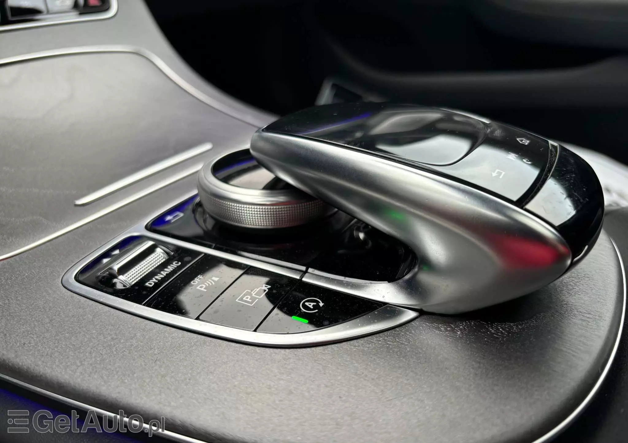 MERCEDES-BENZ CLS 300 d 9G-TRONIC