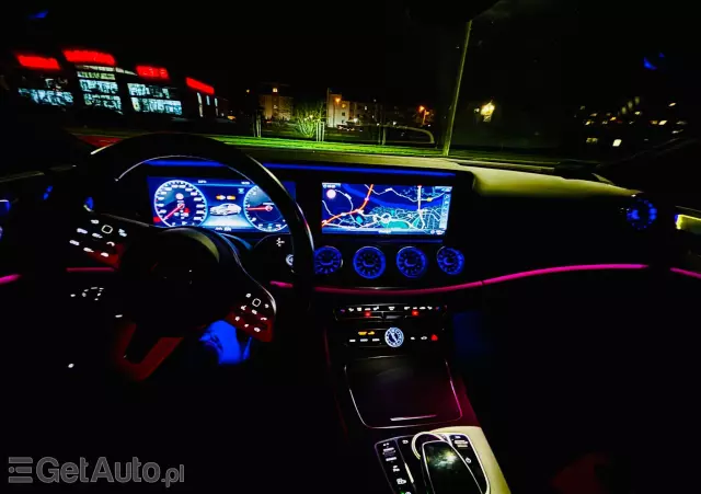 MERCEDES-BENZ CLS 300 d 9G-TRONIC