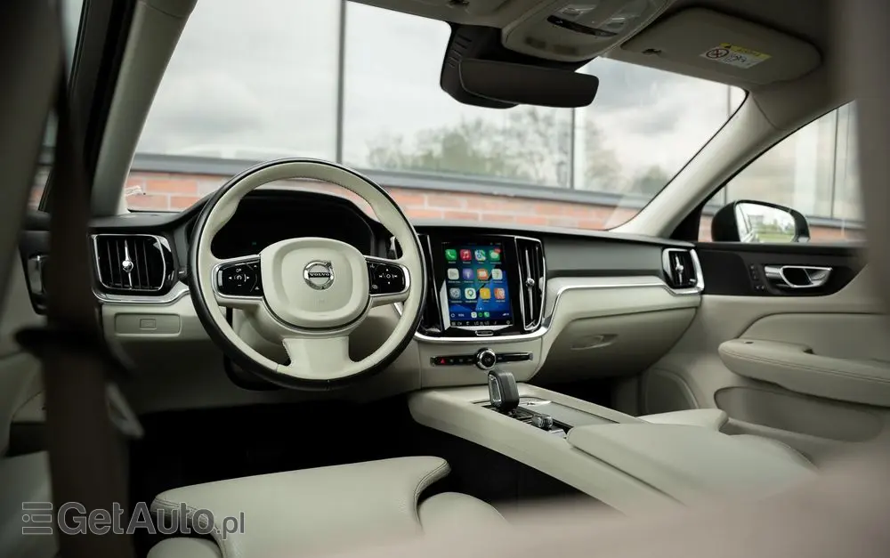 VOLVO V60 B3 B Geartronic Inscription