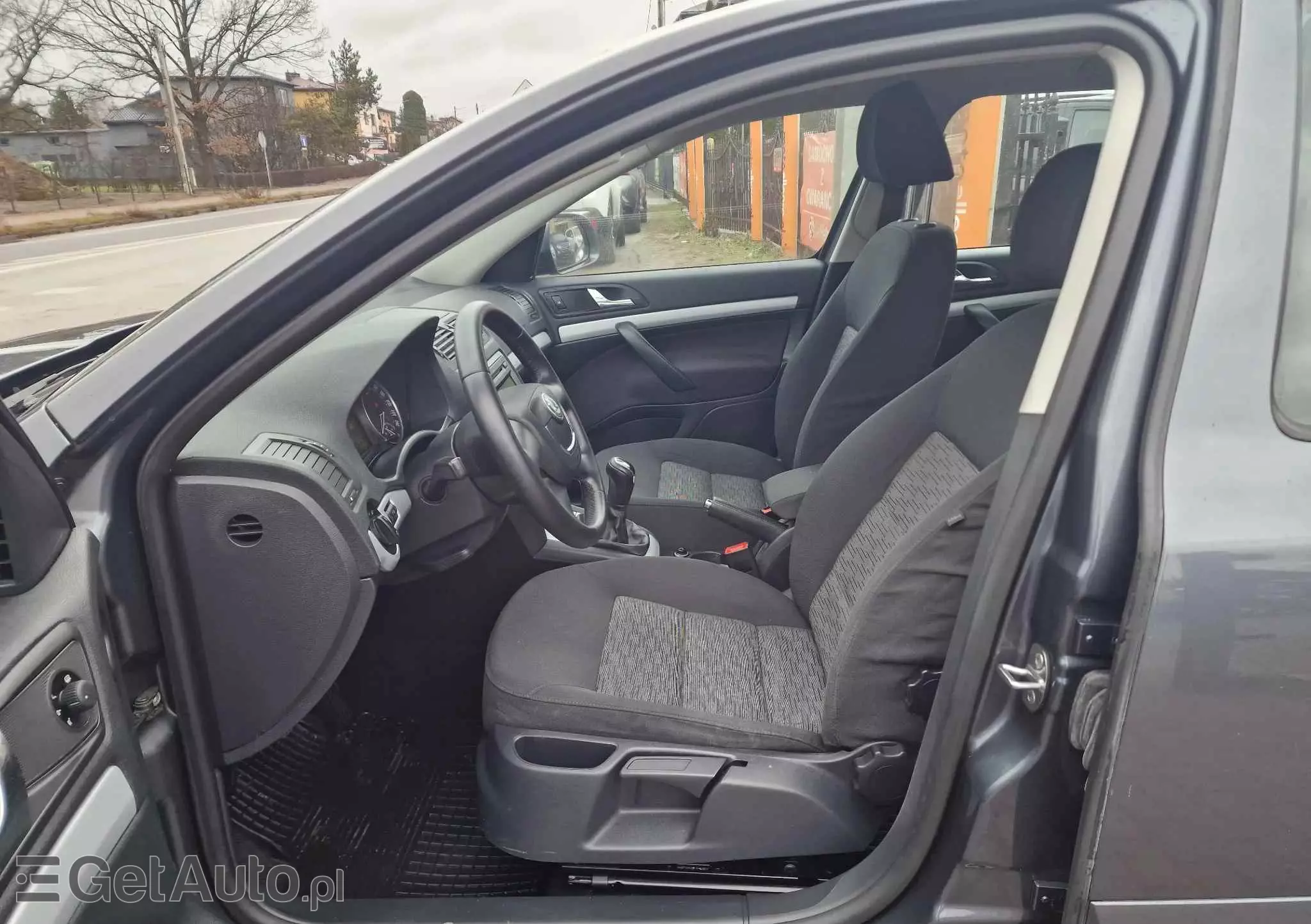 SKODA Octavia 1.6 Ambiente