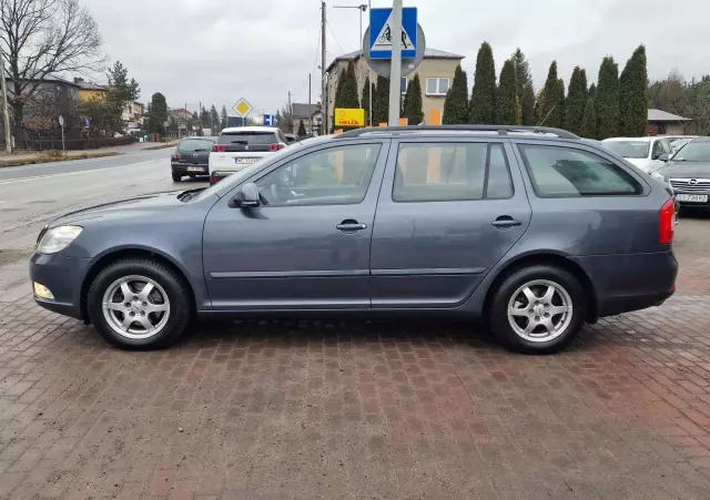 SKODA Octavia 1.6 Ambiente