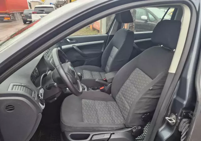 SKODA Octavia 1.6 Ambiente