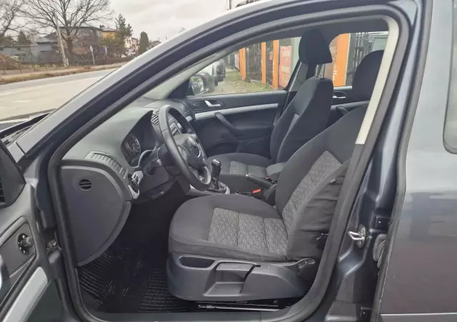 SKODA Octavia 1.6 Ambiente