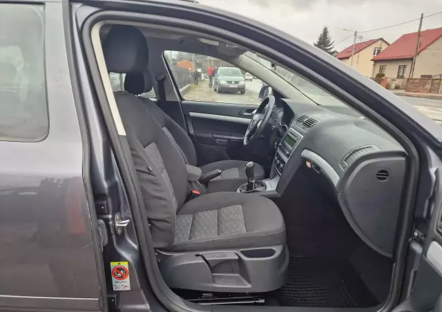 SKODA Octavia 1.6 Ambiente
