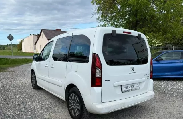 PEUGEOT Partner 