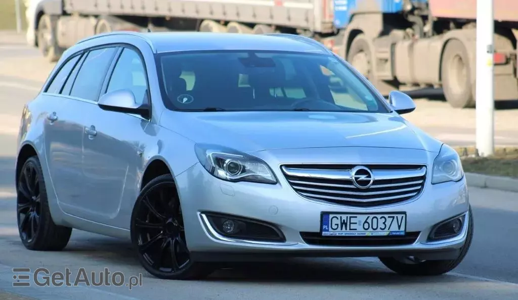 OPEL Insignia 