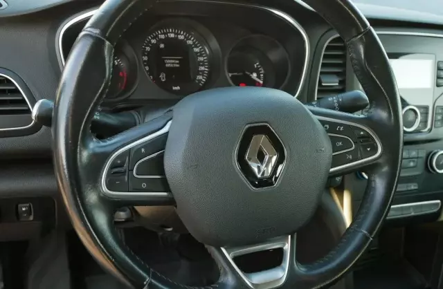 RENAULT Megane 
