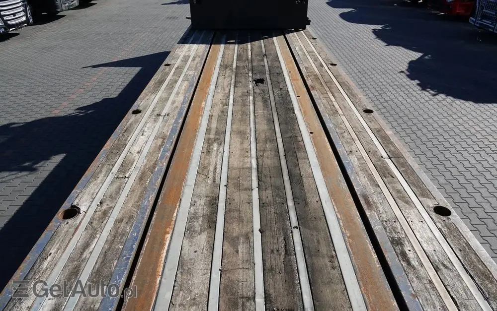 LECITRAILER NACZEPA PLATFORMA / + HDS HIAB 220 R F4- WYSÓW : 10 METRÓW 