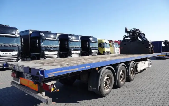 LECITRAILER NACZEPA PLATFORMA / + HDS HIAB 220 R F4- WYSÓW : 10 METRÓW 