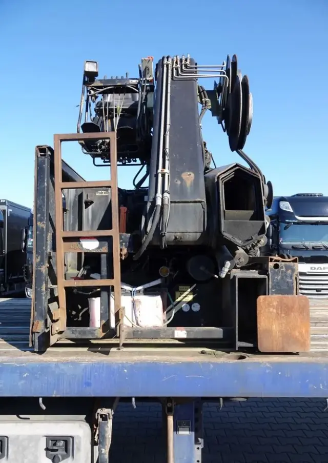 LECITRAILER NACZEPA PLATFORMA / + HDS HIAB 220 R F4- WYSÓW : 10 METRÓW 