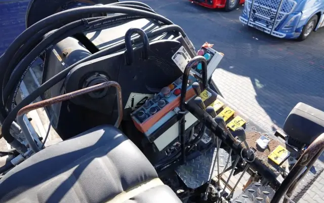 LECITRAILER NACZEPA PLATFORMA / + HDS HIAB 220 R F4- WYSÓW : 10 METRÓW 