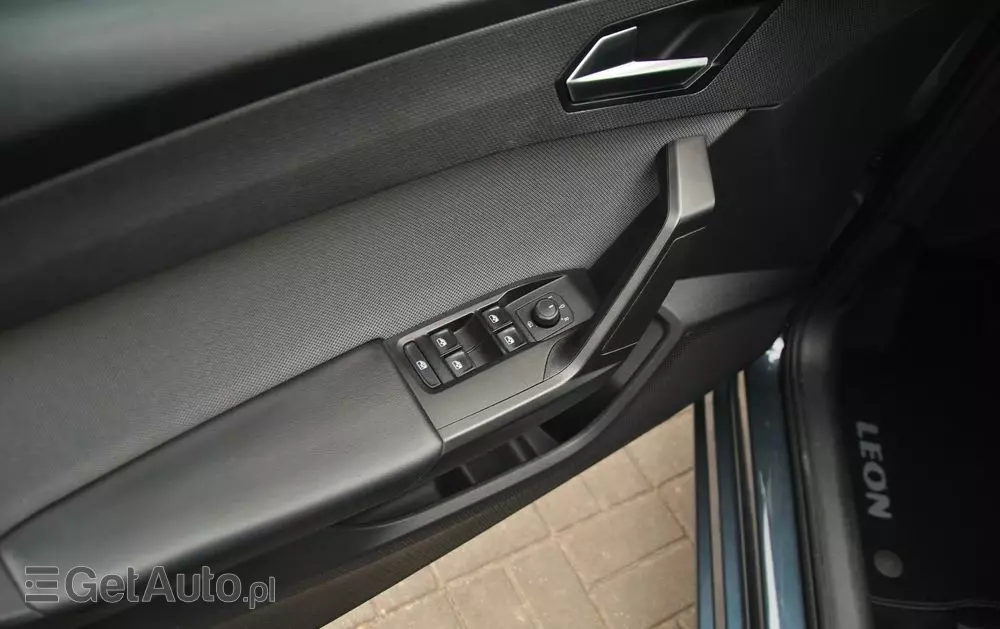 SEAT Leon 1.5 eTSI ACT OPF DSG Style
