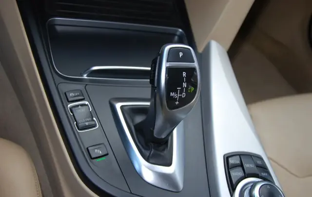 BMW Seria 4 420d Sport