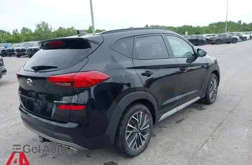 HYUNDAI Tucson 