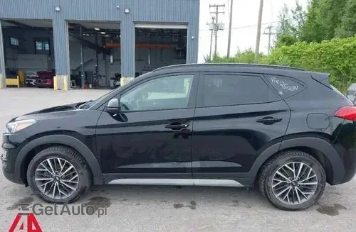 HYUNDAI Tucson 