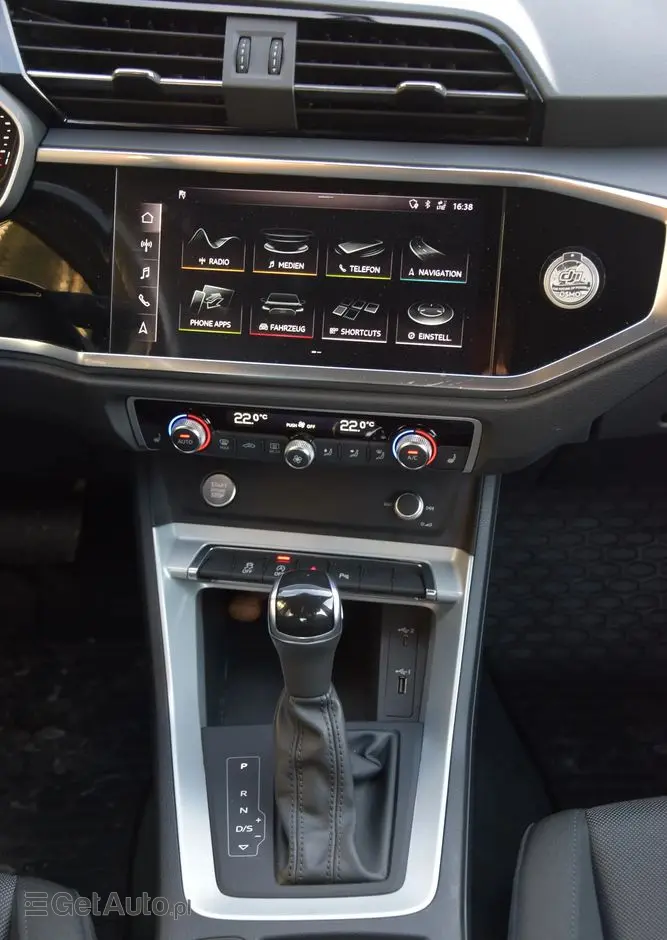 AUDI Q3 2.0 TDI S tronic