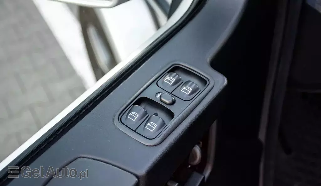 MERCEDES-BENZ Klasa G 