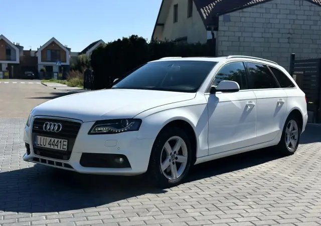 AUDI A4 Avant 