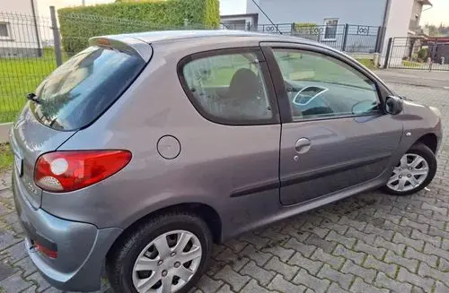 PEUGEOT 206 