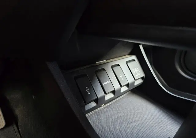 HONDA HR-V 1.6 i-DTEC Elegance (ADAS/Honda Connect+)