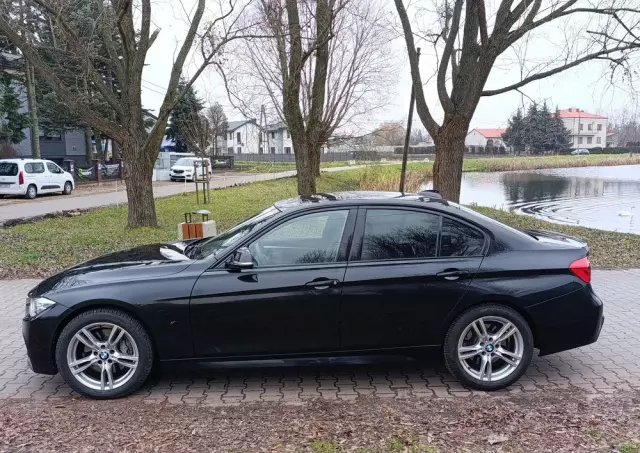 BMW Seria 3 330i xDrive M Sport