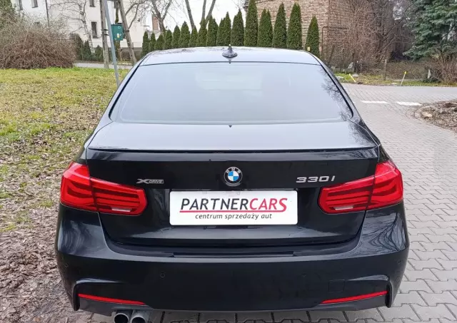 BMW Seria 3 330i xDrive M Sport
