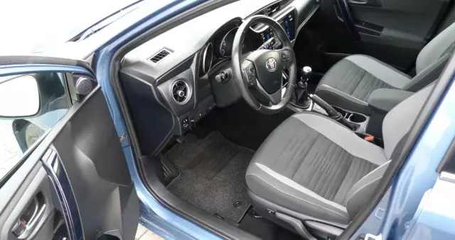 TOYOTA Auris 1.2 Turbo Edition S+