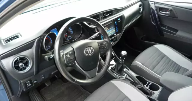 TOYOTA Auris 1.2 Turbo Edition S+