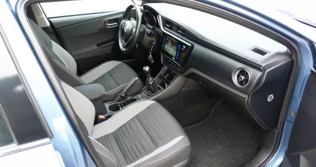 TOYOTA Auris 1.2 Turbo Edition S+