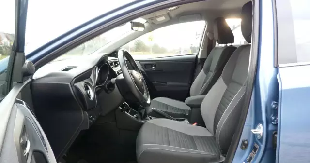 TOYOTA Auris 1.2 Turbo Edition S+