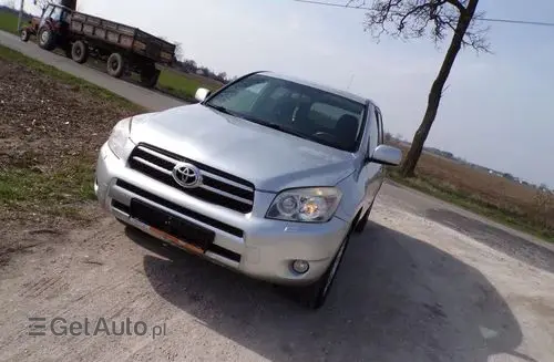 TOYOTA Rav 4 