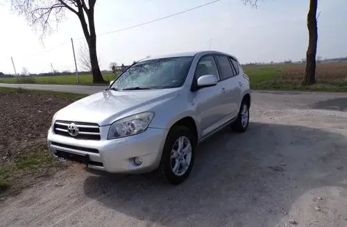 TOYOTA Rav 4 