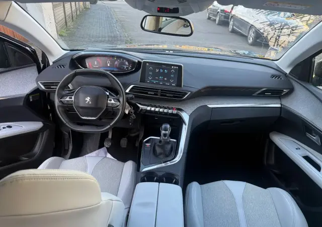 PEUGEOT 3008 PureTech 130 Stop & Start GPF Active