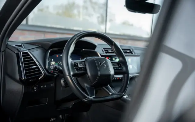 DS AUTOMOBILES DS 7 Crossback 1.6 E-Tense Rivoli
