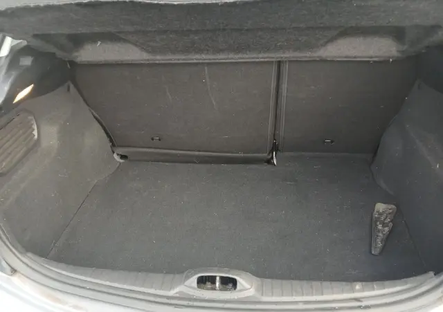 PEUGEOT 208 PureTech 82 Allure