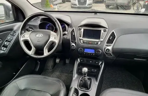 HYUNDAI Ix35 