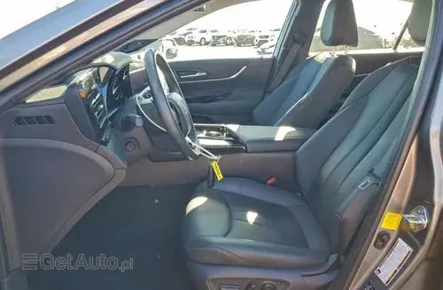 TOYOTA Mirai 