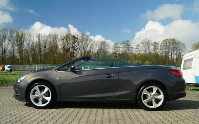 OPEL Cascada 