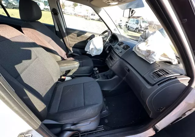 SKODA Fabia 1.6 TDI DPF Elegance